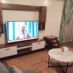 2 Bedrooms Spacious Flat 7 Mins To Airport