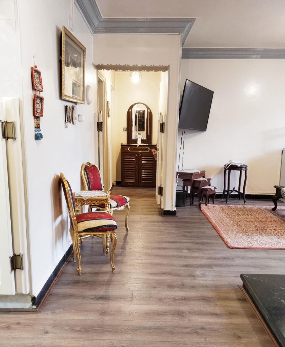 Appartamento 2 Bedrooms Spacious Flat 7 Mins To Airport Il Cairo